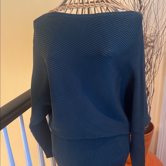 Reiss Lara off shoulder Teal dress - Picture 5 of 12